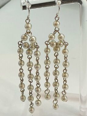 FAUX PEARL FRINGE DANGLE PIERCED EARRINGS